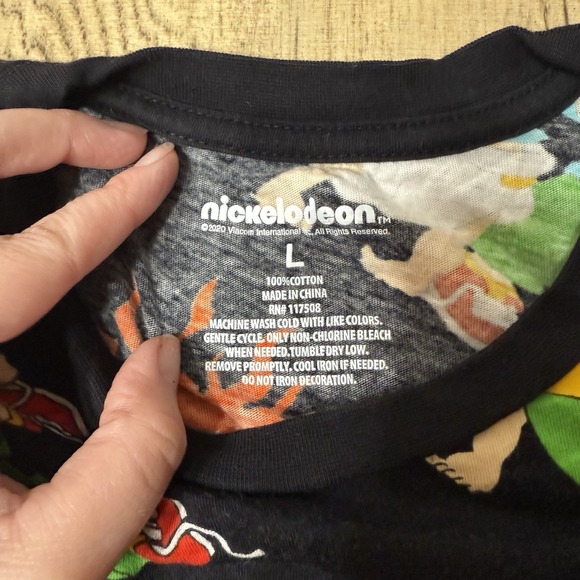 Nickelodeon Black Rugrats Shirt T-Shirt Tee Tommy Chuckie - Picture 3 of 7